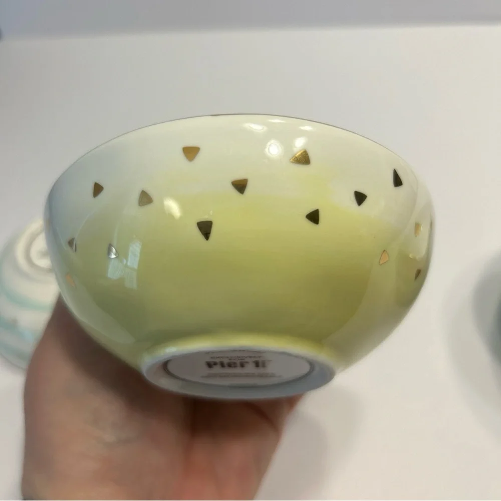 NWT Pier 1 imports Set Of 4 Ice Cream Dessert Sauce Stoneware Ceramic Bowls